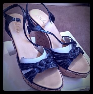Wedge sandals